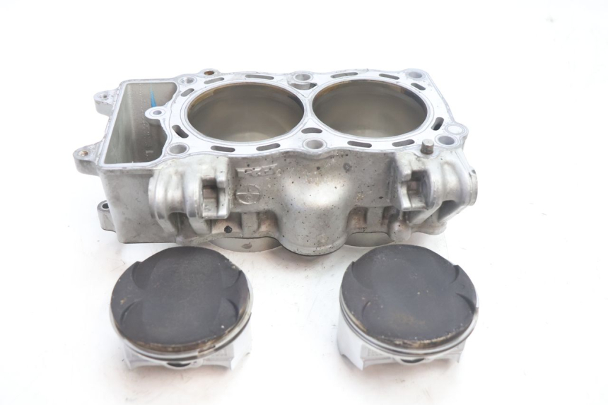 photo de TŁOK CYLINDRA KAWASAKI ER-6 ER6 N 650 (2005 - 2009) - Inny kąt widzenia