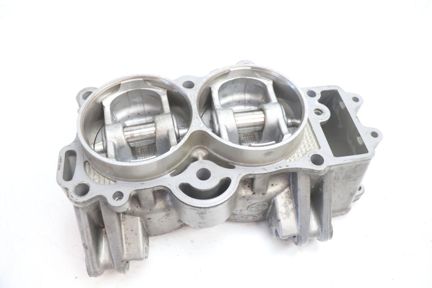 photo de TŁOK CYLINDRA KAWASAKI ER-6 ER6 N 650 (2005 - 2009) - Punkty mocowania