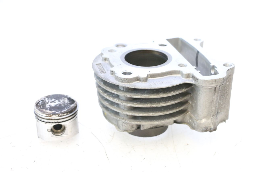 photo de TŁOK CYLINDRA JM MOTORS EVOLIS 4T 50 (2018 - 2022) - Szczegół części