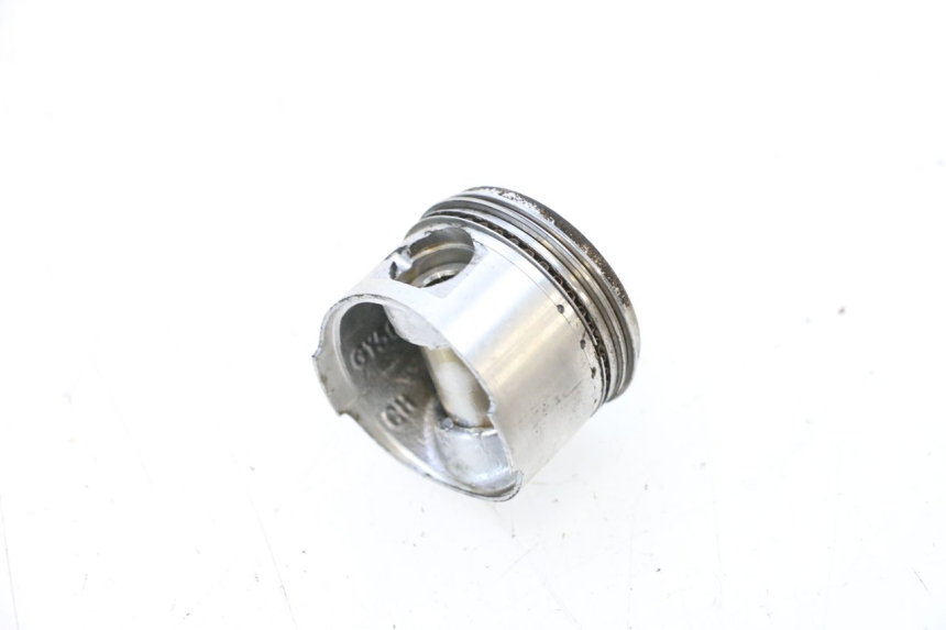 photo de TŁOK CYLINDRA JM MOTORS EVOLIS 4T 50 (2018 - 2022) - Zbliżenie komponentów