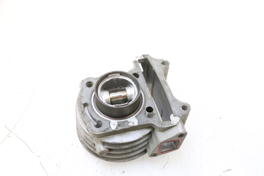 photo de TŁOK CYLINDRA JM MOTORS EVOLIS 4T 50 (2018 - 2022) - Inny kąt widzenia