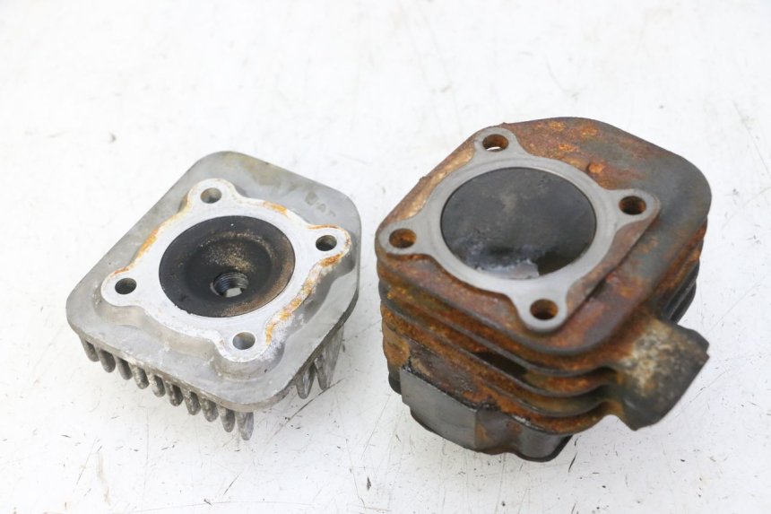 photo de CYLINDER TŁOK KEEWAY F-ACT FACT 50 (2006 - 2011) - Zbliżenie techniczne