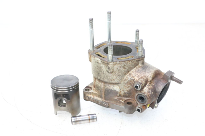 photo de TŁOK CYLINDRA HONDA FES PANTHEON 2T 125 (1998 - 2002) - Widok główny