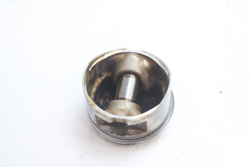 photo de CYLINDER TŁOK HONDA FES S-WING SWING ABS 125 (2007 - 2015) - Struktura - zbliżenie