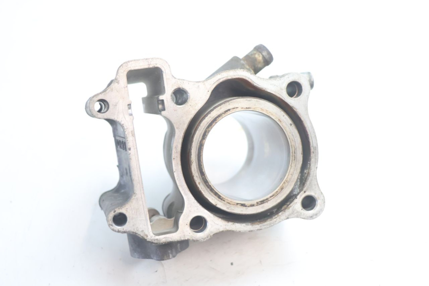 photo de CYLINDER TŁOK HONDA FES S-WING SWING ABS 125 (2007 - 2015) - Punkty mocowania