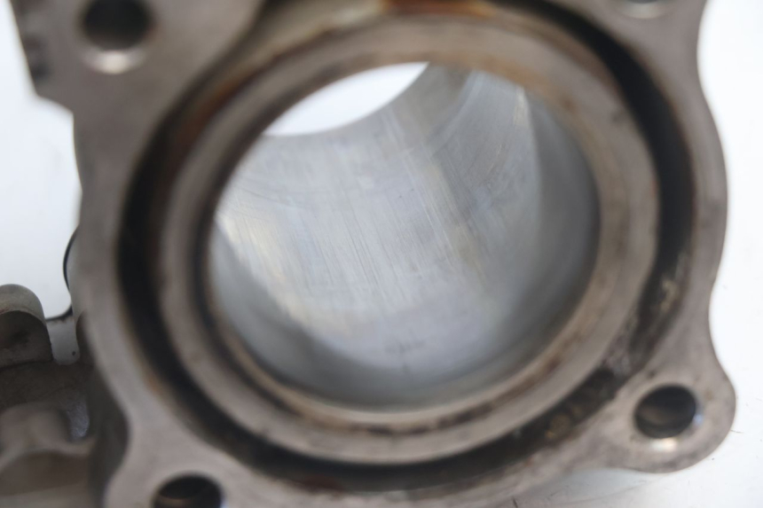 photo de CYLINDER TŁOK HONDA FES S-WING SWING ABS 125 (2007 - 2015) - Stan powierzchni
