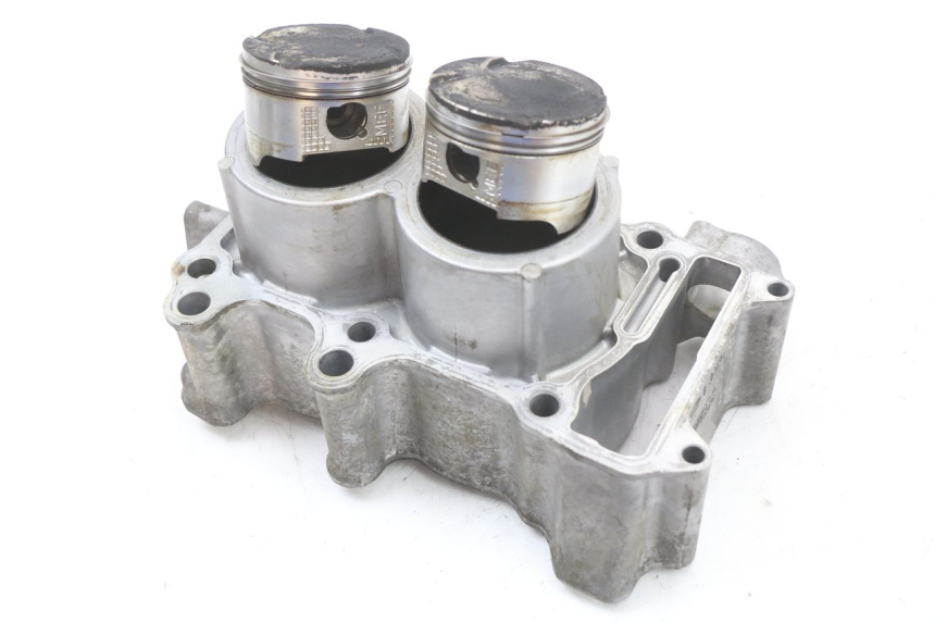 photo de CYLINDER TŁOK HONDA FJS SILVER WING SILVERWING 400 (2005 - 2008) - Szczegół części