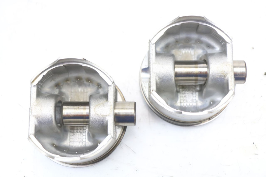 photo de CYLINDER TŁOK HONDA FJS SILVER WING SILVERWING 400 (2005 - 2008) - Kontrola wizualna