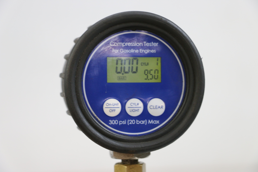 photo de CYLINDER TŁOK HONDA FJS SILVER WING SILVERWING 400 (2005 - 2008) - Alternatywny kąt