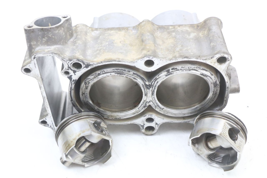 photo de CYLINDER TŁOK HONDA FJS SILVER WING SILVERWING 400 (2005 - 2008) - Zbliżenie techniczne