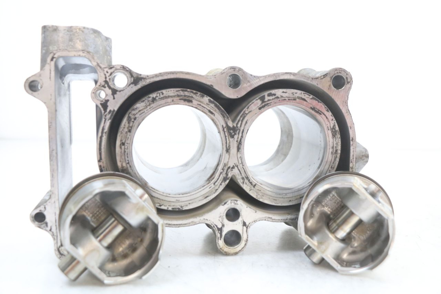 photo de CYLINDER TŁOK HONDA FJS SILVER WING SILVERWING 400 (2005 - 2008) - Widok ogólny