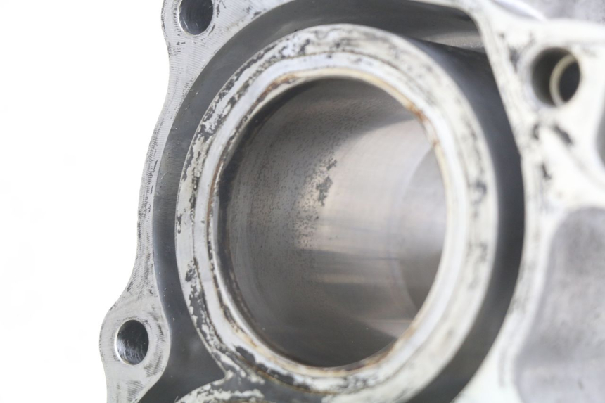 photo de CYLINDER TŁOK HONDA FJS SILVERWING SILVER WING 400 (2009 - 2016) - Inny kąt widzenia