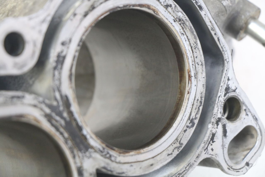 photo de CYLINDER TŁOK HONDA FJS SILVERWING SILVER WING 400 (2009 - 2016) - Punkty mocowania