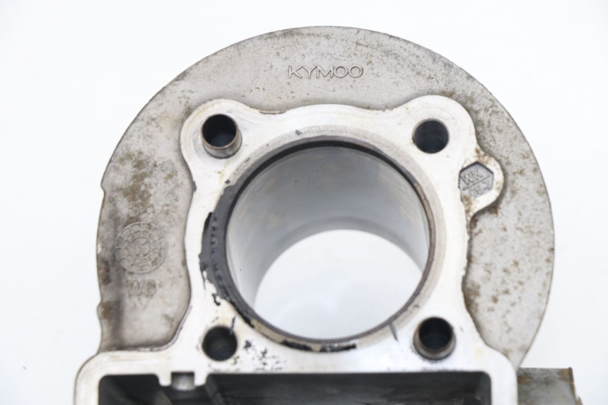 photo de CYLINDER TŁOK REVATTO FUTURA GT 125 (2006 - 2008) - Zbliżenie techniczne