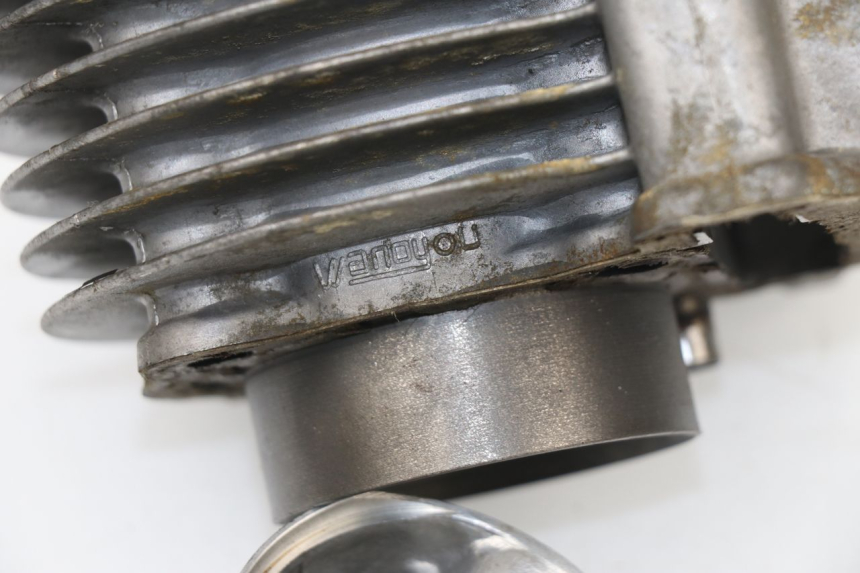 photo de CYLINDER TŁOK REVATTO FUTURA GT 125 (2006 - 2008) - Punkty mocowania
