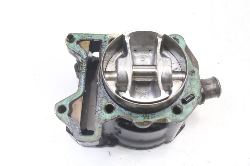 photo de CYLINDER TŁOK GILERA NEXUS 300 (2008 - 2013) - Punkty mocowania