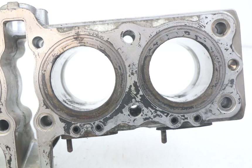 photo de CYLINDER TŁOK SUZUKI GSF S BANDIT 600 (2000 - 2004) - Zoom stanu zużycia
