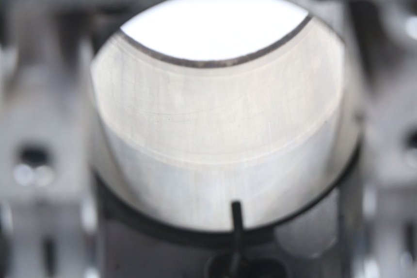 photo de CYLINDER TŁOK SUZUKI GSX-R GSXR 600 (2001 - 2003) - Stan powierzchni