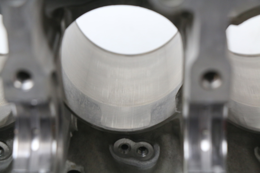 photo de CYLINDER TŁOK SUZUKI GSX-R GSXR K16 1000 (2012 - 2016) - Struktura - zbliżenie