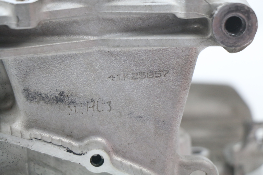 photo de CYLINDER TŁOK SUZUKI GSX-R GSXR K16 1000 (2012 - 2016) - Inny kąt widzenia