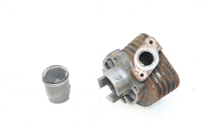 photo de CYLINDER TŁOK KEEWAY HURRICANE 50 (2006 - 2019) - Oznaczenia i referencje