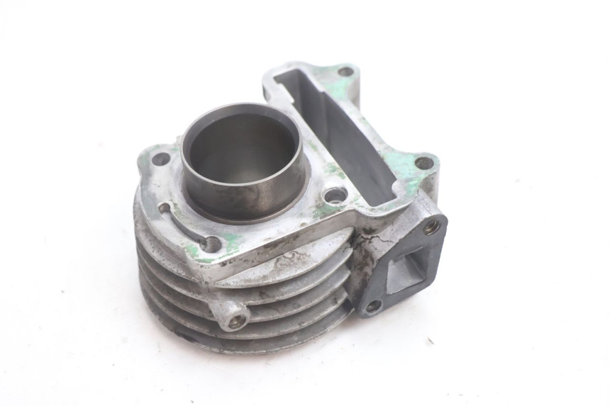 photo de CYLINDER TŁOK PEUGEOT KISBEE 4T 50 (2010 - 2017) - Widok produktu