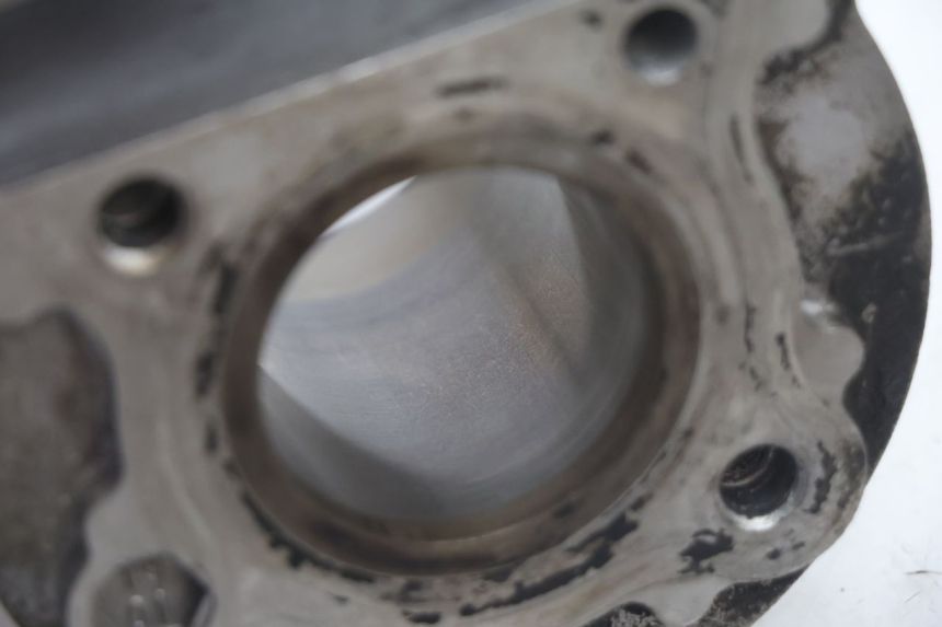 photo de CYLINDER TŁOK PEUGEOT KISBEE 4T 50 (2010 - 2017) - Oznaczenia i referencje