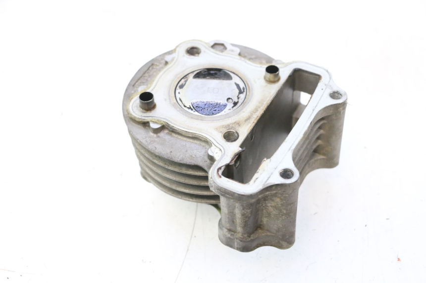 photo de CYLINDER TŁOK PEUGEOT KISBEE 4T 50 (2010 - 2017) - Szczegół części