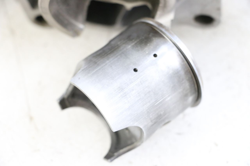 photo de CYLINDER TŁOK KAWASAKI KX 85 (2014 - 2021) - Struktura - zbliżenie