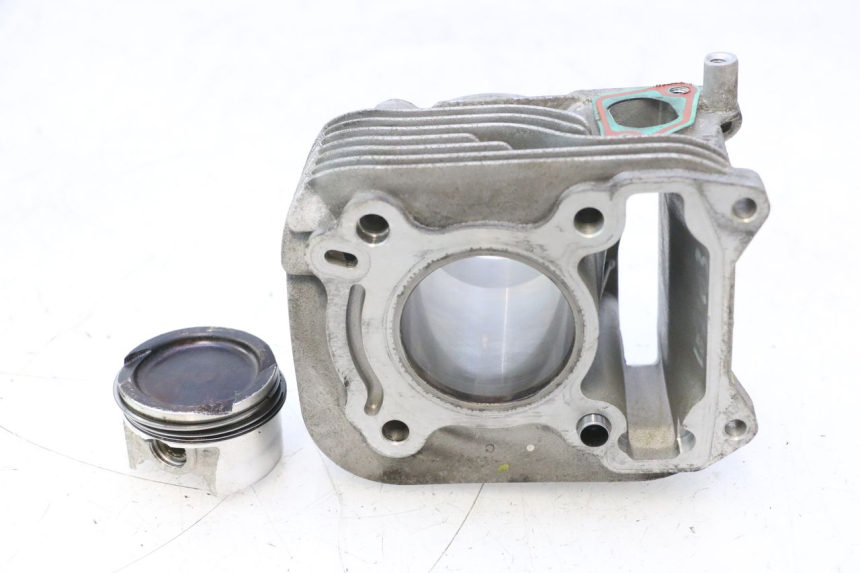 photo de CYLINDER TŁOK PIAGGIO LIBERTY IGET S 125 (2016 - 2020) - Zdjęcie dodatkowe