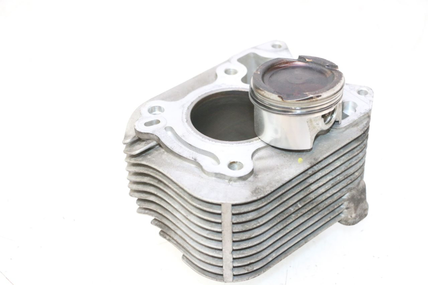 photo de CYLINDER TŁOK PIAGGIO LIBERTY IGET S 125 (2016 - 2020) - Zoom jakości