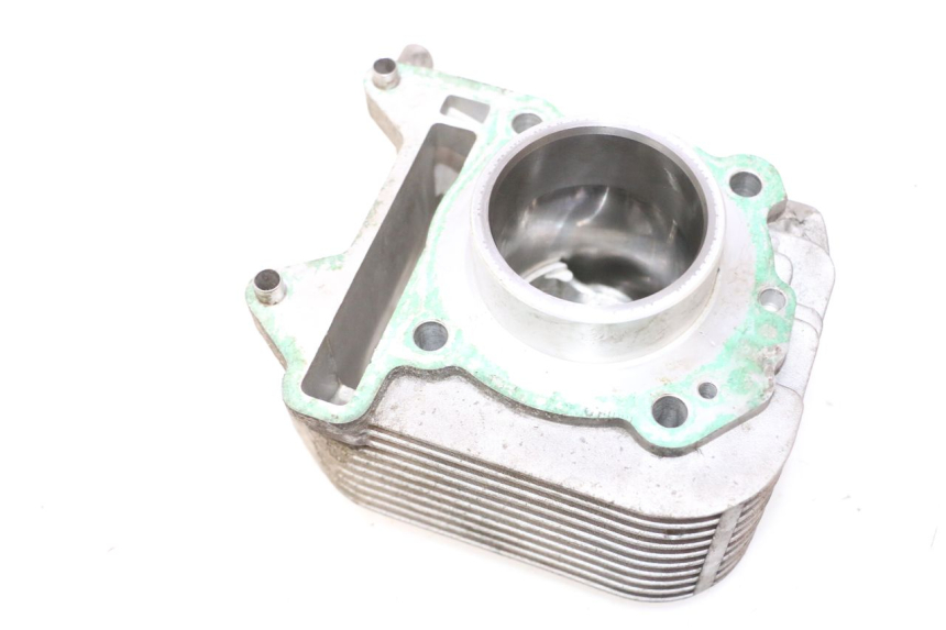 photo de CYLINDER TŁOK PIAGGIO LIBERTY IGET S 125 (2016 - 2020) - Inny kąt widzenia