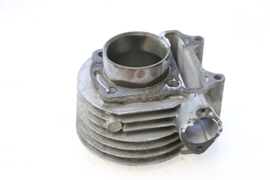 photo de CYLINDER TŁOK KYMCO LIKE 125 (2009 - 2016) - Szczegóły charakterystyczne