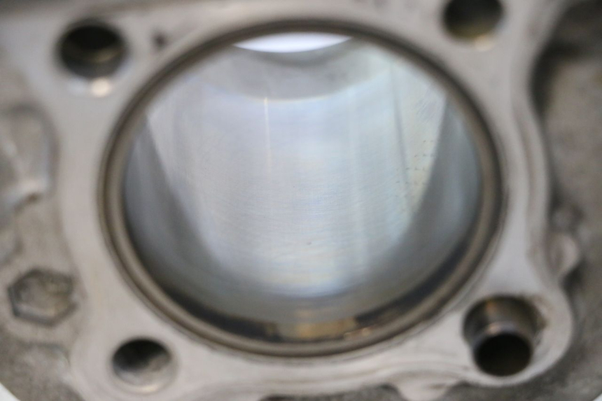 photo de CYLINDER TŁOK KYMCO LIKE 125 (2009 - 2016) - Zoom stanu zużycia