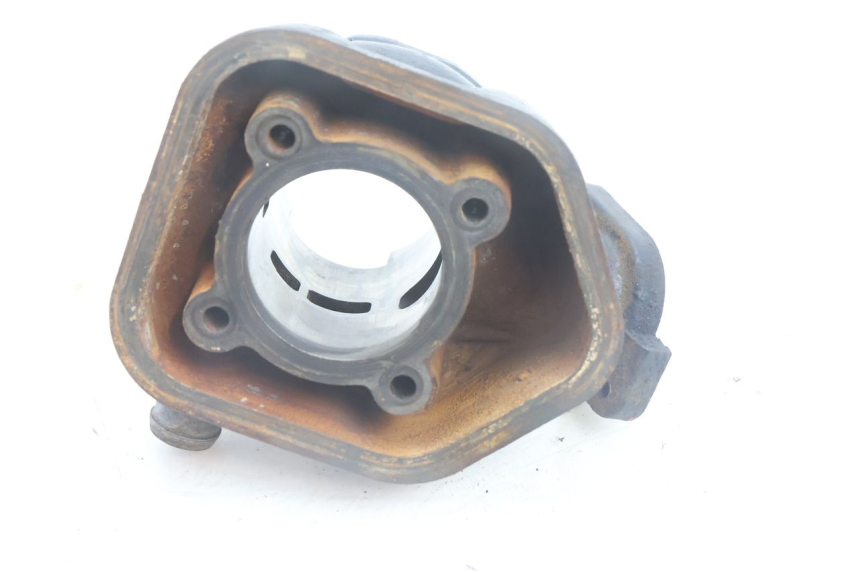 photo de CYLINDER TŁOK PEUGEOT LUDIX BLASTER 50 (2006 - 2014) - Zbliżenie komponentów
