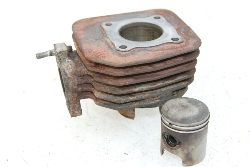 photo de CYLINDER TŁOK PEUGEOT LUDIX 50 (2005 - 2007) - Widok główny