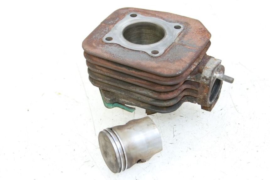 photo de CYLINDER TŁOK PEUGEOT LUDIX 50 (2005 - 2007) - Kontrola wizualna