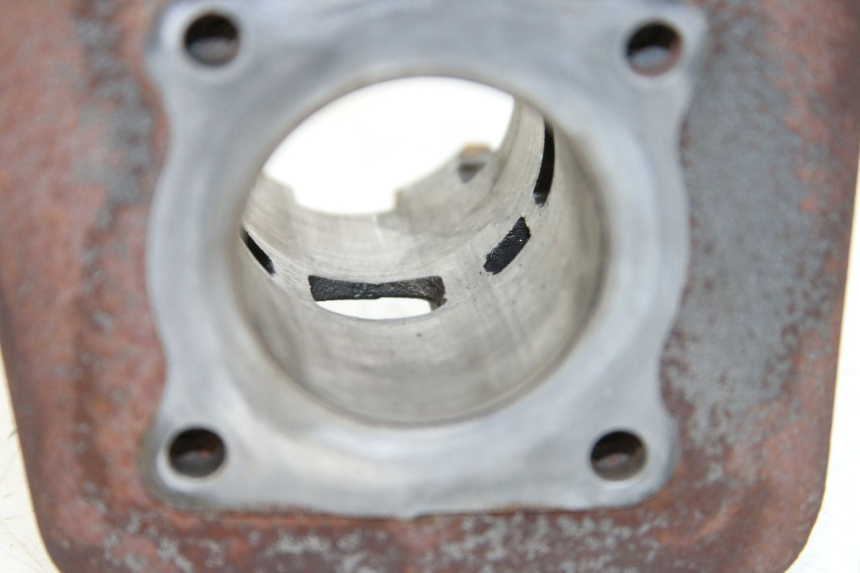 photo de CYLINDER TŁOK PEUGEOT LUDIX 50 (2005 - 2007) - Zbliżenie techniczne