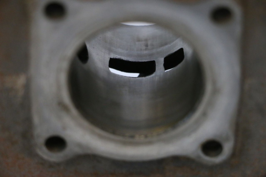 photo de CYLINDER TŁOK PEUGEOT LUDIX 50 (2008 - 2017) - Oznaczenia i referencje