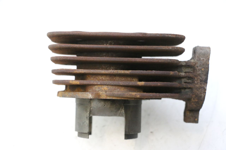 photo de CYLINDER TŁOK PEUGEOT LUDIX 50 (2005 - 2007) - Widok z bliska