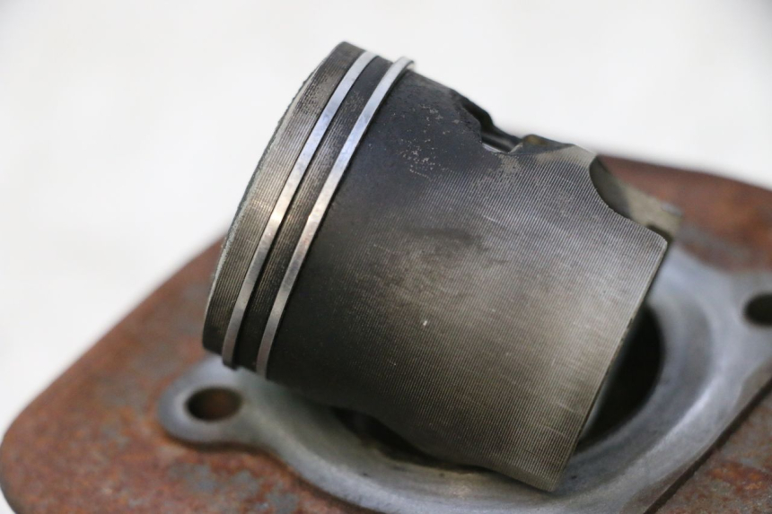 photo de CYLINDER TŁOK PEUGEOT LUDIX 50 (2005 - 2007) - Alternatywny kąt