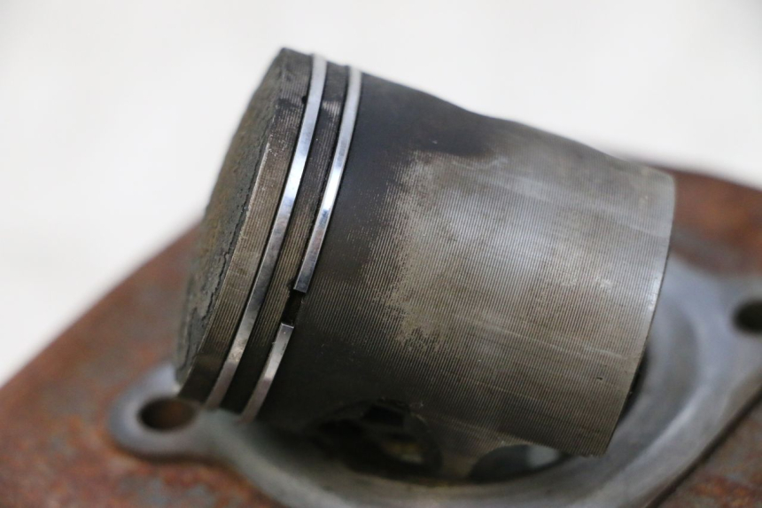 photo de CYLINDER TŁOK PEUGEOT LUDIX 50 (2005 - 2007) - Zoom jakości