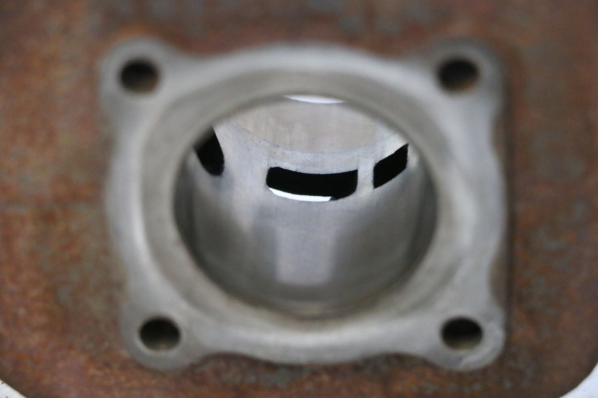 photo de CYLINDER TŁOK PEUGEOT LUDIX 50 (2005 - 2007) - Widok ogólny
