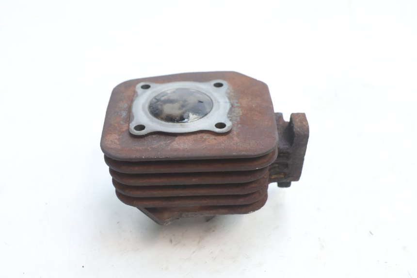 photo de CYLINDER TŁOK PEUGEOT LUDIX ONE 50 (2004 - 2013) - Inny kąt widzenia
