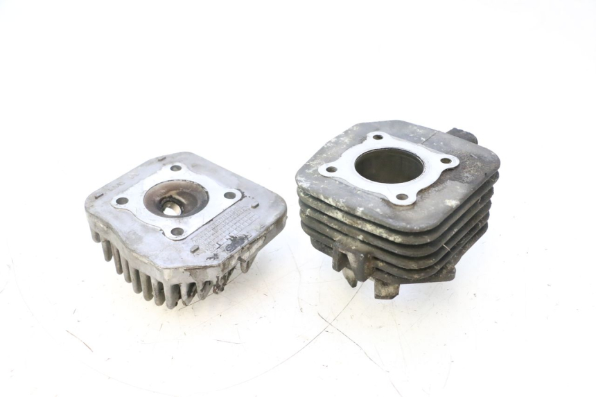 photo de CYLINDER TŁOK PEUGEOT LUDIX ONE 50 (2004 - 2013) - Szczegóły charakterystyczne