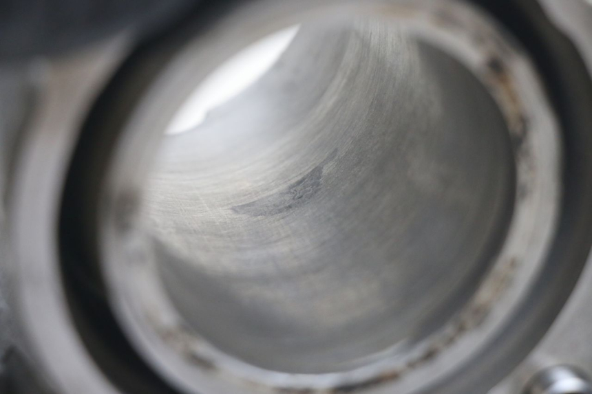 photo de CYLINDER TŁOK PIAGGIO MEDLEY 125 (2016 - 2023) - Zoom stanu zużycia