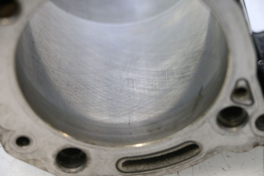 photo de CYLINDER TŁOK PIAGGIO MP3 LT 300 (2010 - 2016) - Punkty mocowania