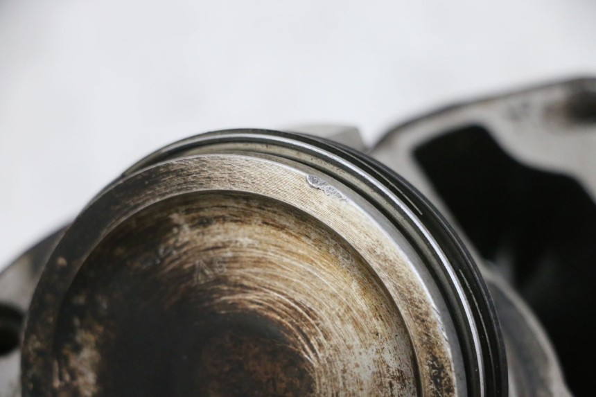 photo de CYLINDER TŁOK PIAGGIO MP3 RL 250 (2006 - 2010) - Zdjęcie dodatkowe