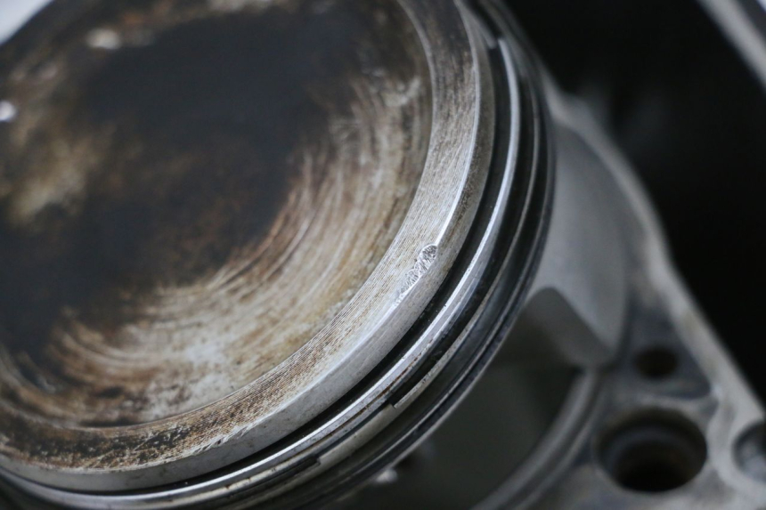 photo de CYLINDER TŁOK PIAGGIO MP3 RL 250 (2006 - 2010) - Kontrola wizualna