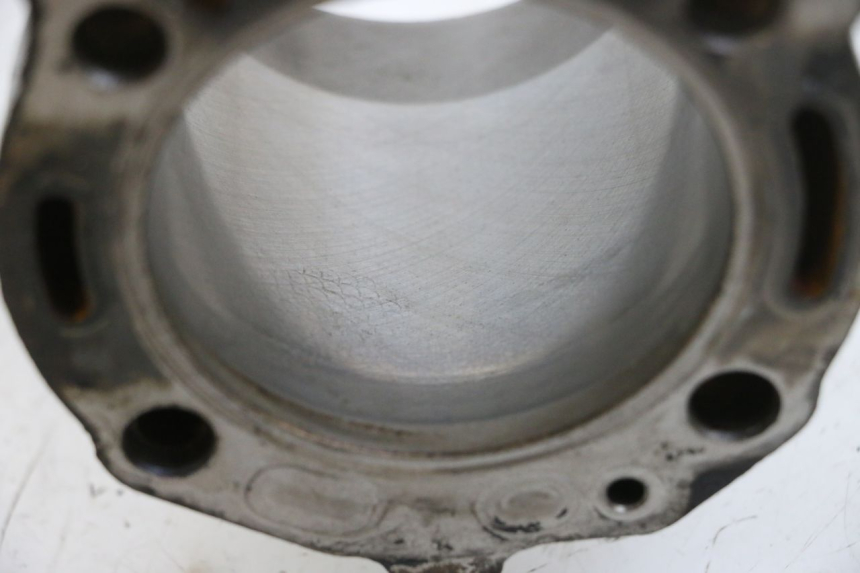 photo de CYLINDER TŁOK PIAGGIO MP3 RL 250 (2006 - 2010) - Zoom stanu zużycia